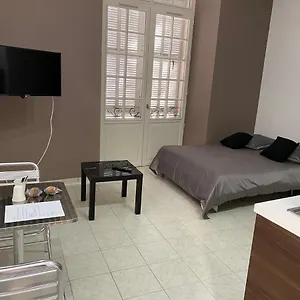 Five Stars S1 Appart hôtel